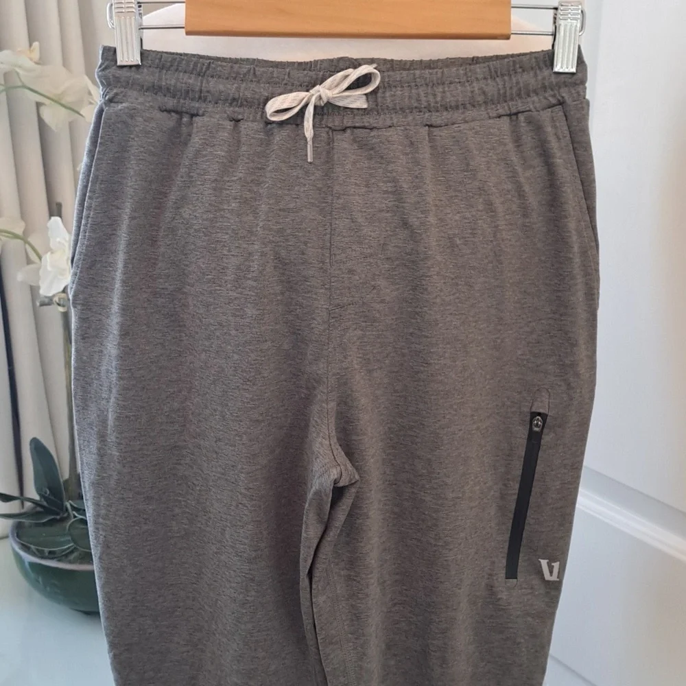 NWOT Vuori Mens Sunday‎ Rise & Shine Athletic Jogger Pants Heather Green SM